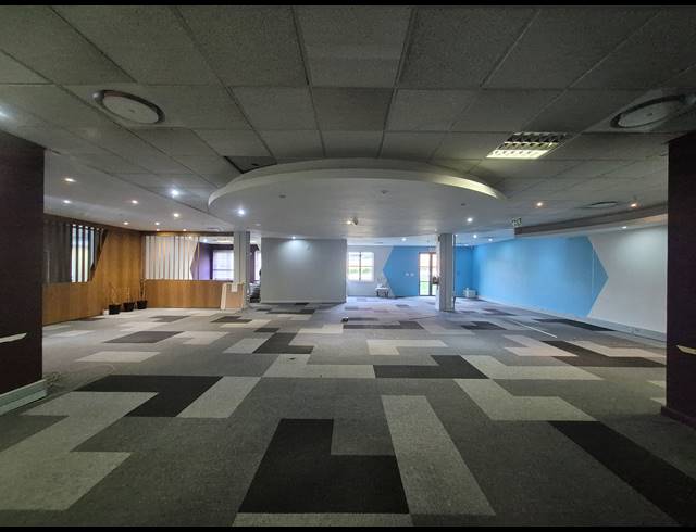 3,265M² OFFICE TO LET IN SANDTON CENTRAL